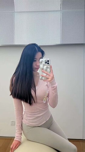 極品身材美乳尤物穿絲襪情趣福利