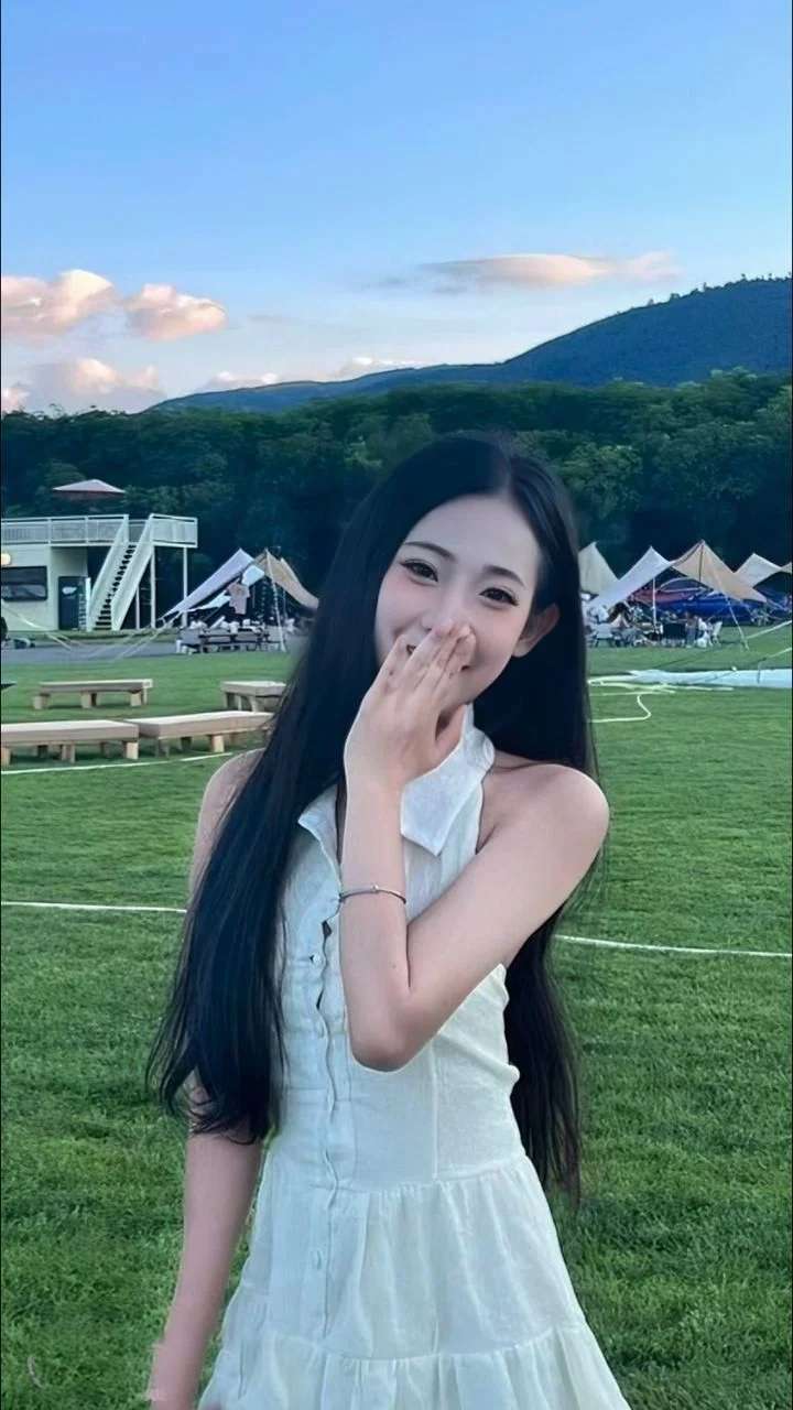 【某某门事件】第437弹 南宁广西民族大学校花❤️吴芷舒❤️激情啪啪视频被渣男曝光出来！