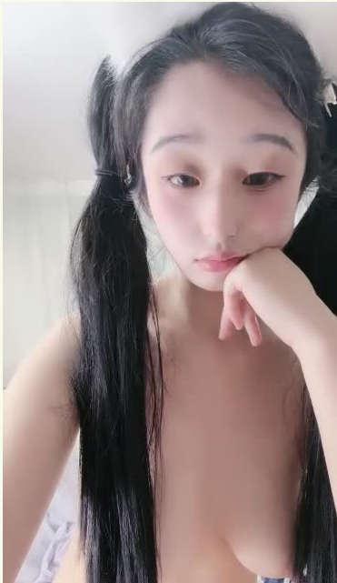 极品双马尾露脸学妹的诱惑