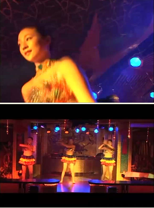 国产杂技系美少女真漂亮啊