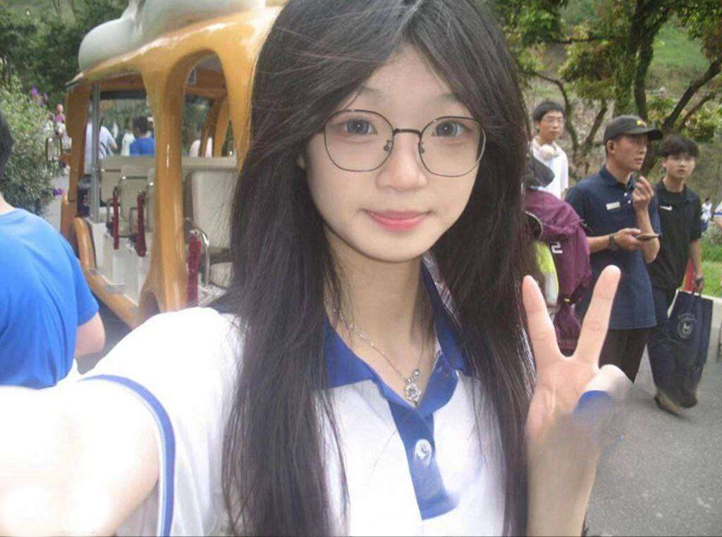 【某某门事件】第464弹 河北石家庄大一学妹❤️郑科洁❤️被校外黄毛拿下带到酒店[1V/14P/218M]