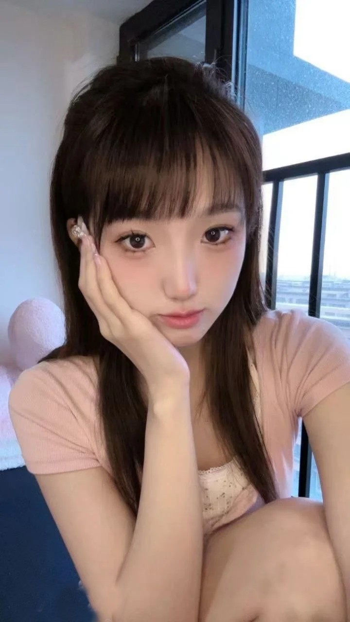 【某某门事件】第467弹 长沙骚货❤️刘子玥❤️在soul上裸聊被曝光[15P/1V/336M]
