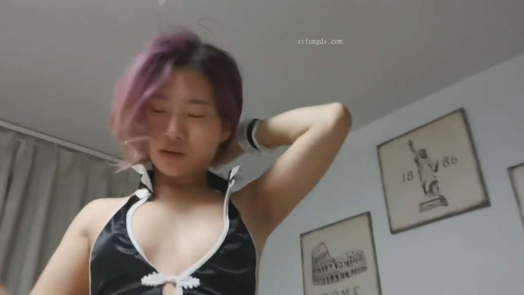 泄密流出❤️某高校美女林欢貌似吃药后和社会混混男友性爱视频