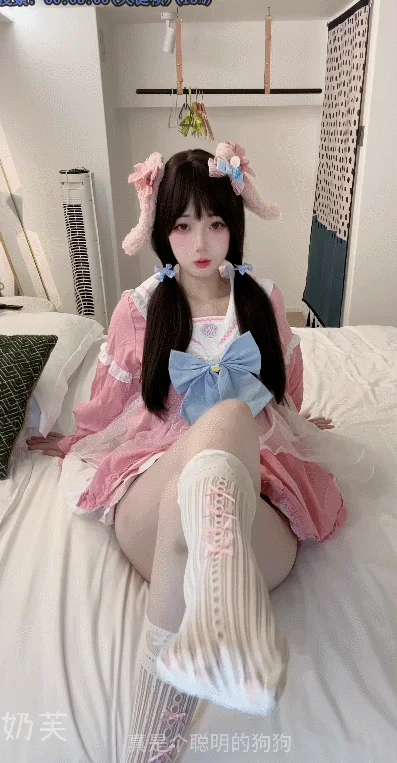 B站高颜值 福利姬【奶芙/兔叽兔姬】M系调教大尺度福利[4V/20.9G]