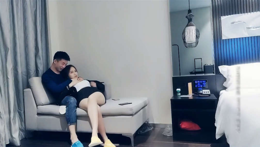 【秦总全国探花】熟悉的配方，极品外围小姐姐，帅哥美女激情啪啪