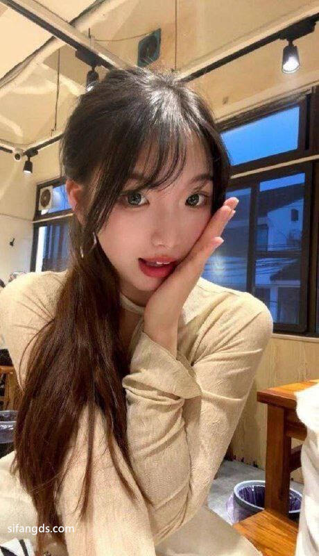 【原档泄密】极品女大第一视角性爱原档泄密