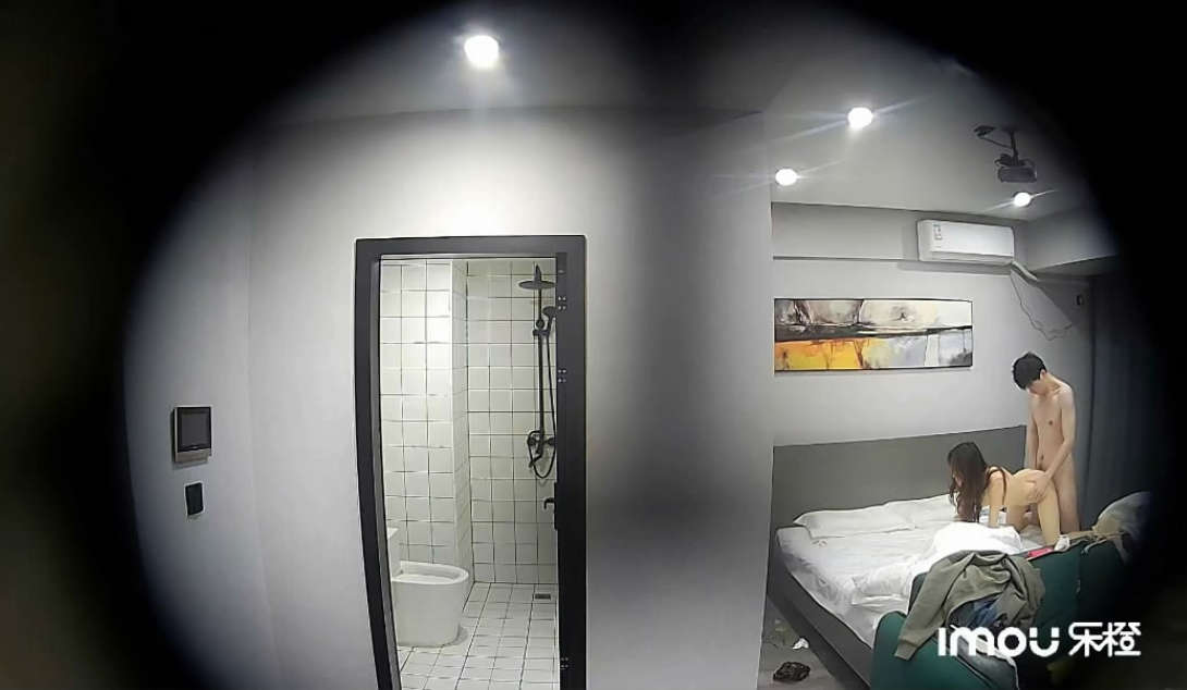 乐橙酒店摄像头高清偷拍 颜值年轻情侣开房连续干了几炮妹子中途给男友按摩提升战斗力