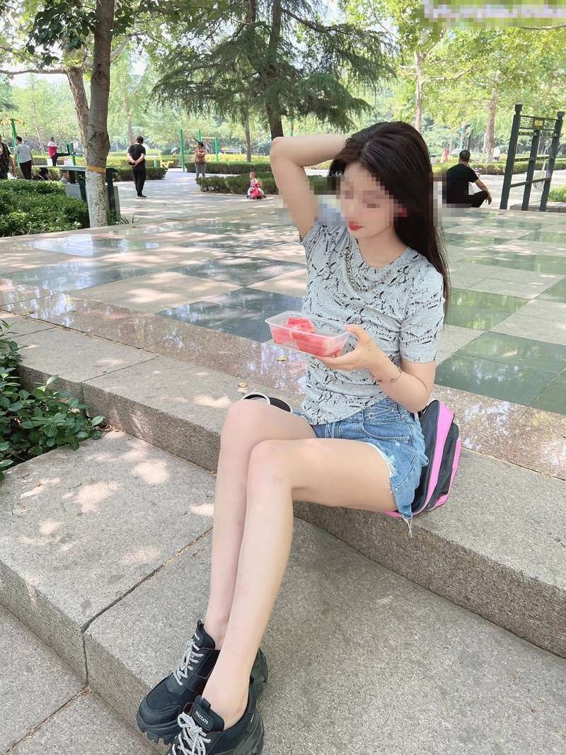 震撼福利绿帽情侣流出