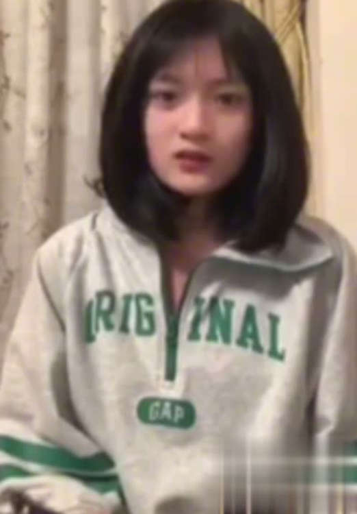 超嫩学生妹子_张碩晴_视频通话揉奶自慰录屏外流