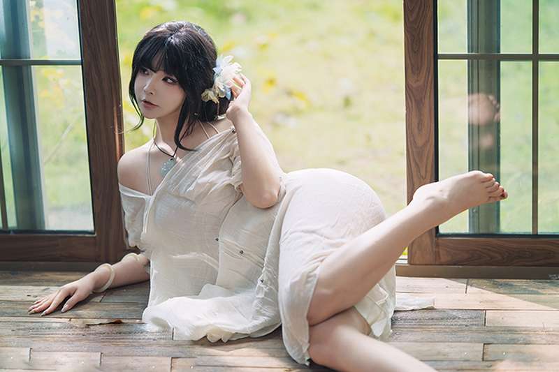 yuuhui玉汇 - 春之歌-太太的春游计划 两套写真[256P/4V/2.87G]