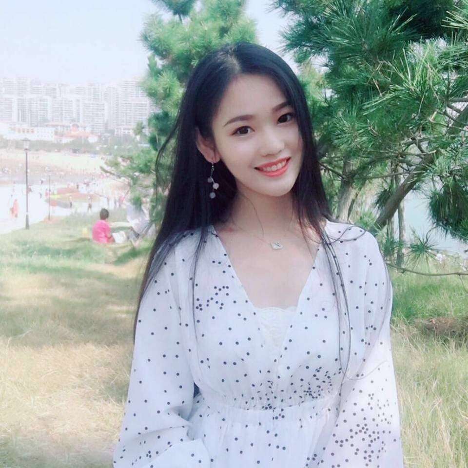 “超多露脸反差婊”人前高贵女神 人后富人的精盆 身材一级棒的小母狗 完美露脸[52V/121P/1.08G]