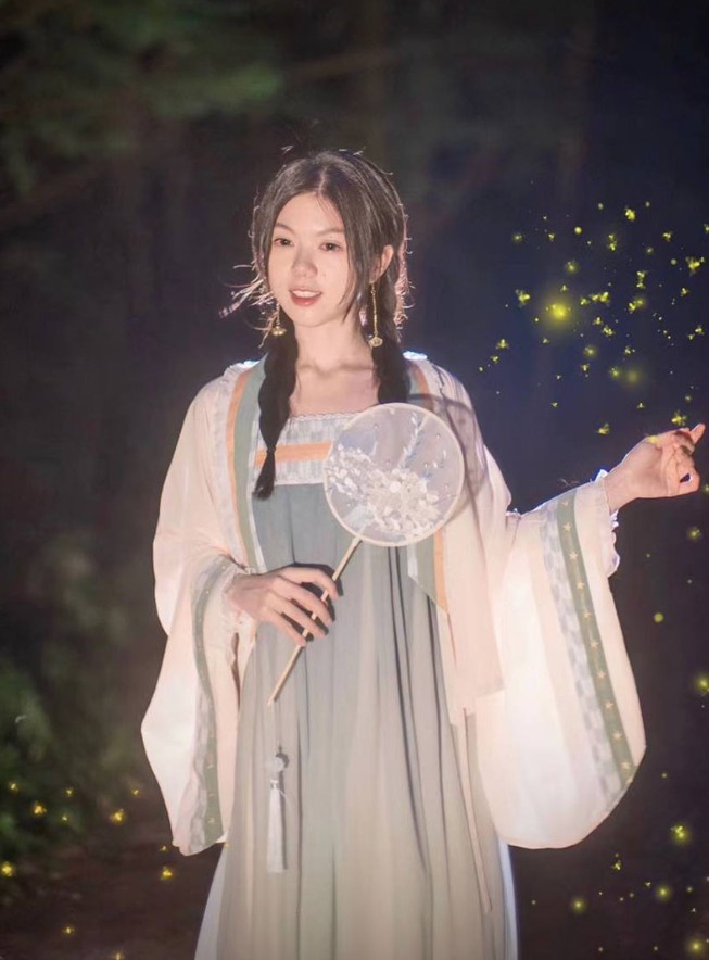 中国美院清纯女神苏雨桐不雅视频流出[1V/183.67M]