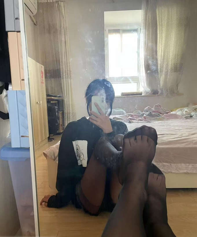 百度云泄密美女同事和男友之间的私密被渣男分手后曝光