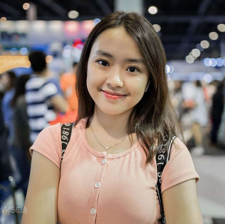 东南亚小美女 与男友的恩爱日常