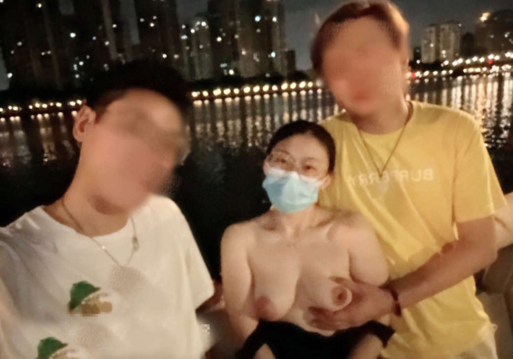 广州29岁绿帽夫妻「宇宙的琴弦」娇妻和调酒师单男3P[45V/179P/1.21G]