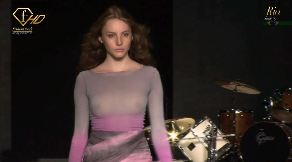 法国时尚频道Fashion TV 时装秀上的走秀透视、凸点、露点精彩瞬间合集BEST OF FASHION TV 01-41完整版[41V/47G]