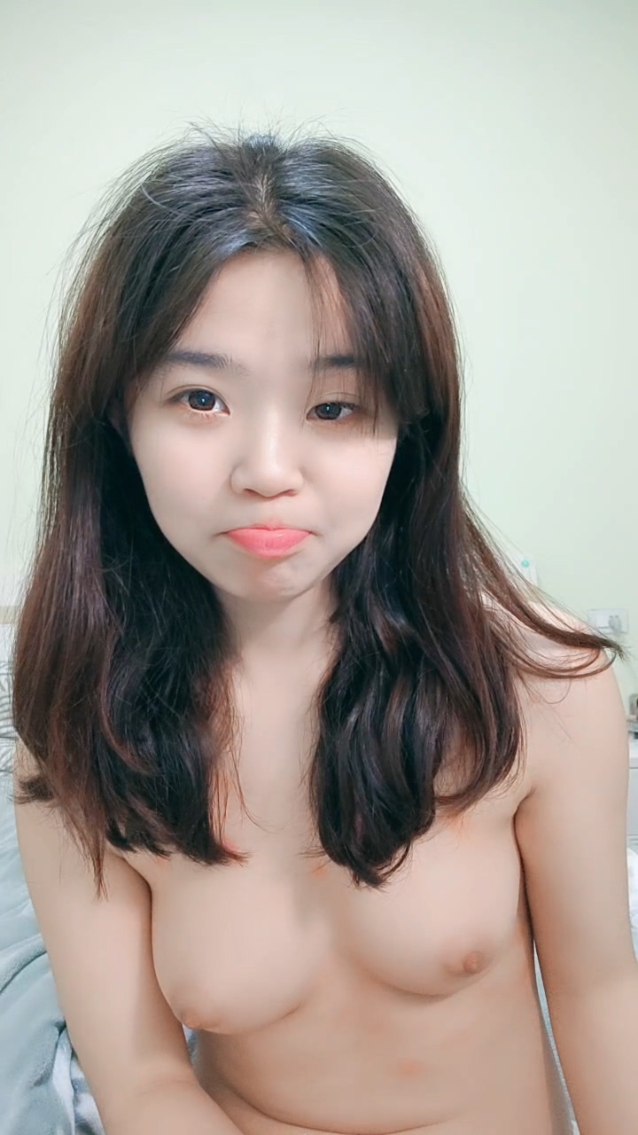 妹妹十八一支花零花钱全靠大家全程露脸白丝诱惑跟狼友互动撩骚淫声荡语听指挥