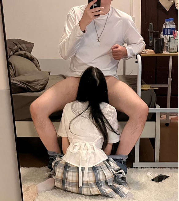 大神【採花小盜】圈養的小母狗 苗條嫩妹 洛麗塔 領小母狗與友人3P
