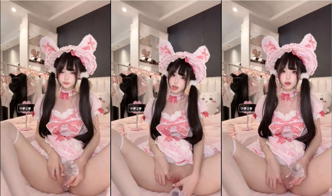 高颜值露脸萝莉 超级可爱的小脸蛋，双马尾白丝洛丽塔