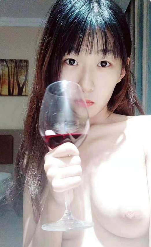 【原档泄密】情侣泄密 国产篇 第十一期[122V/1841P/8.1G]