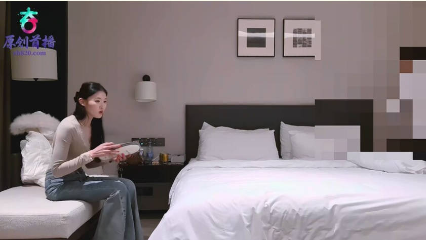 山姆探花 - 身材很好的骚货女大长腿翘臀 胸型很好后入的时候能看到浪臀