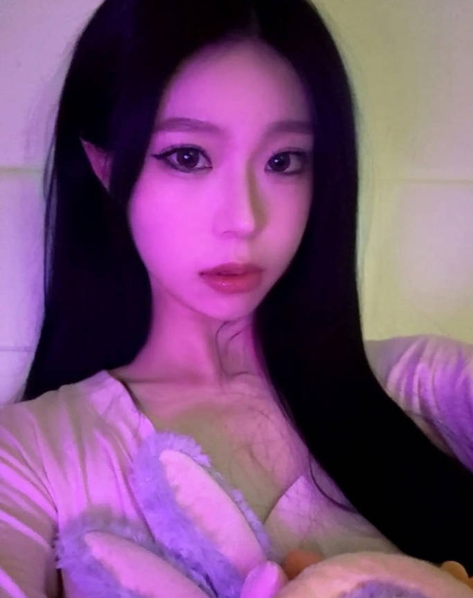 泄密流出【神颜少女】多位顶级颜值爆表露脸反差小母狗  第二十六弹！[527V/155P/17.8G]